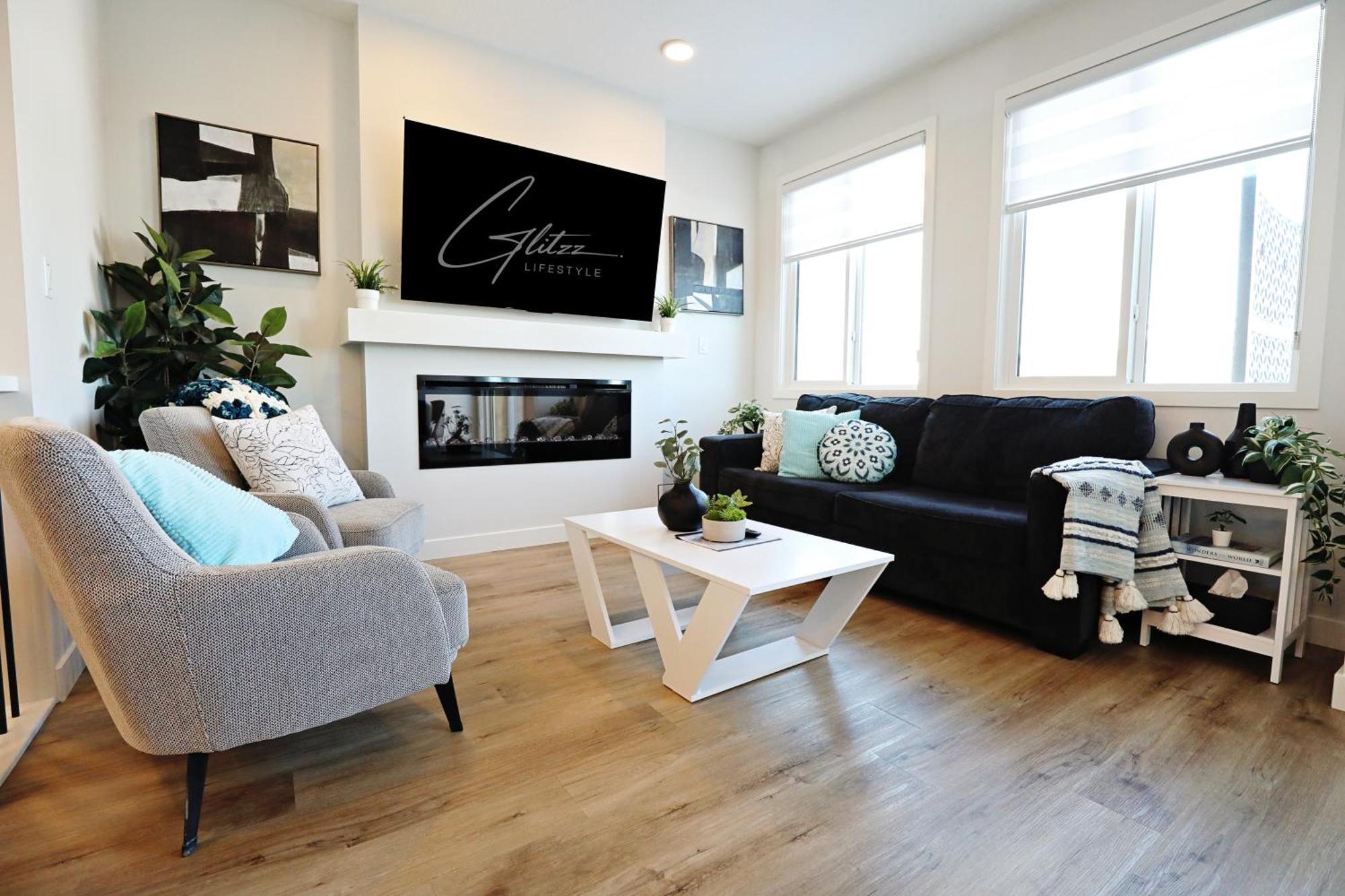 Stylish Home With 3 King Beds,Garage,Disney+ Edmonton Eksteriør billede